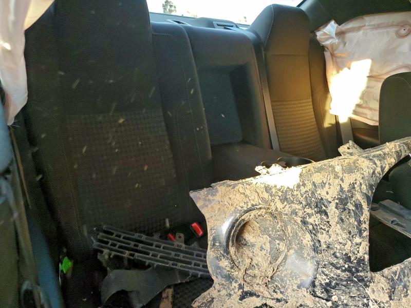 Фото 10 - DODGE CHALLENGER