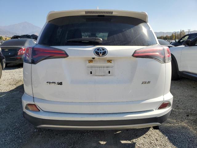 Фото 6 - TOYOTA RAV4