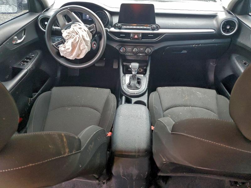 Фото 8 - KIA FORTE