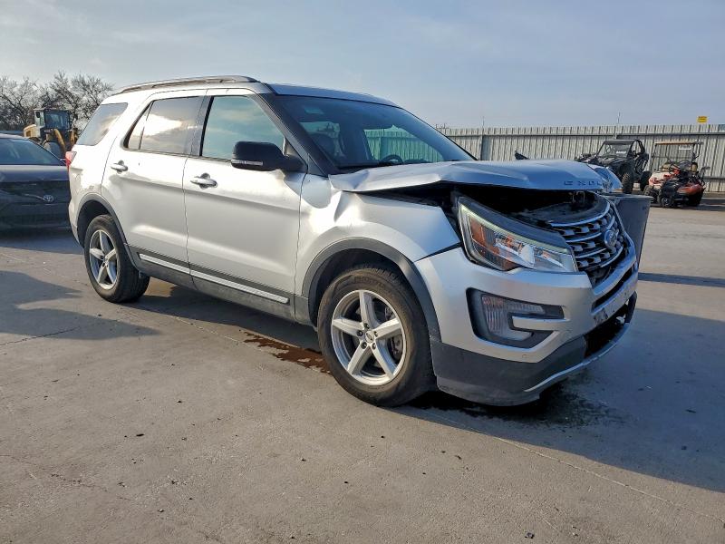 Фото 4 - FORD EXPLORER