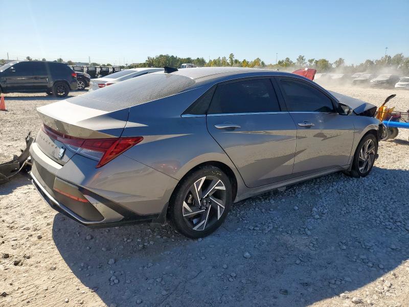 Фото 3 - HYUNDAI ELANTRA