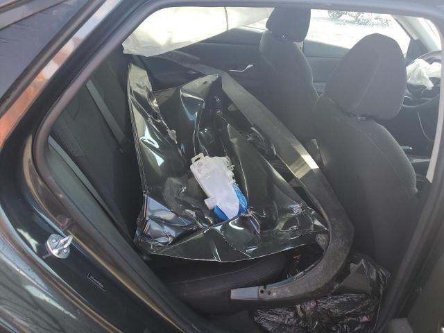 Фото 10 - HYUNDAI ELANTRA