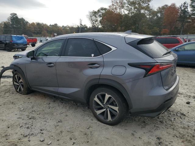 Фото 2 - LEXUS NX