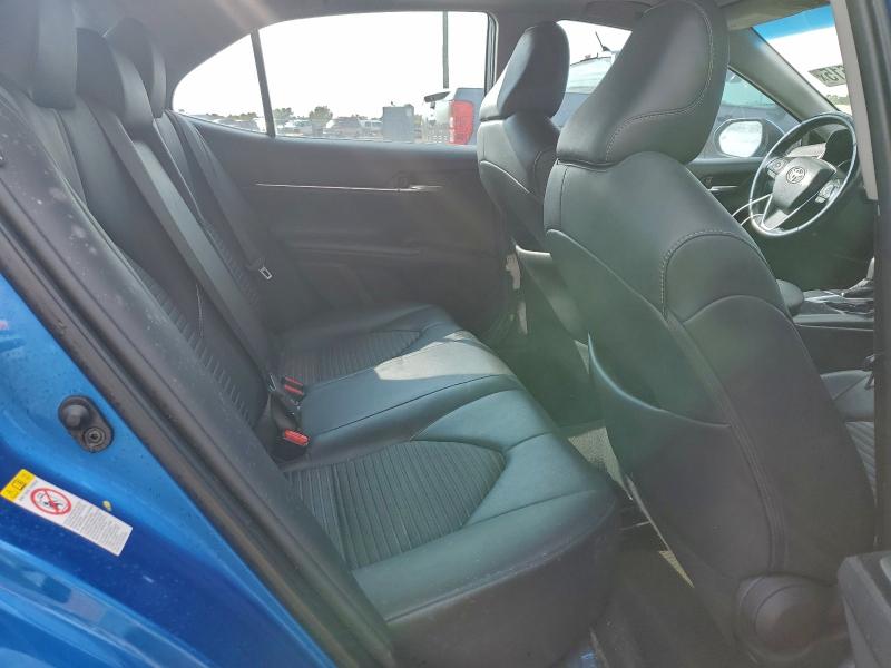 Фото 10 - TOYOTA CAMRY