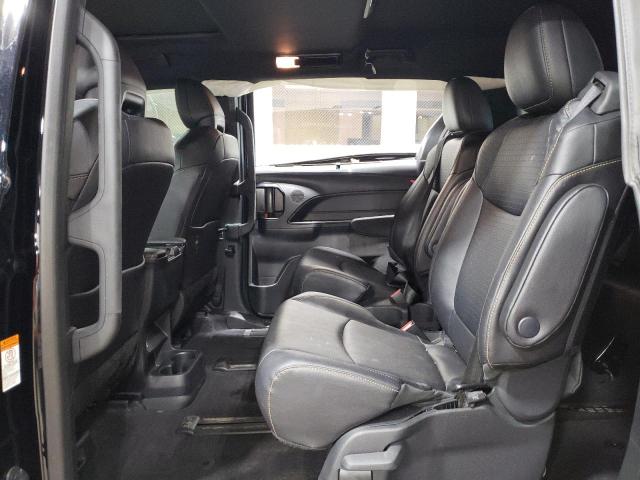 Фото 11 - TOYOTA SIENNA