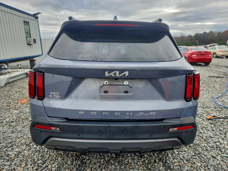 Фото 6 - KIA SORENTO