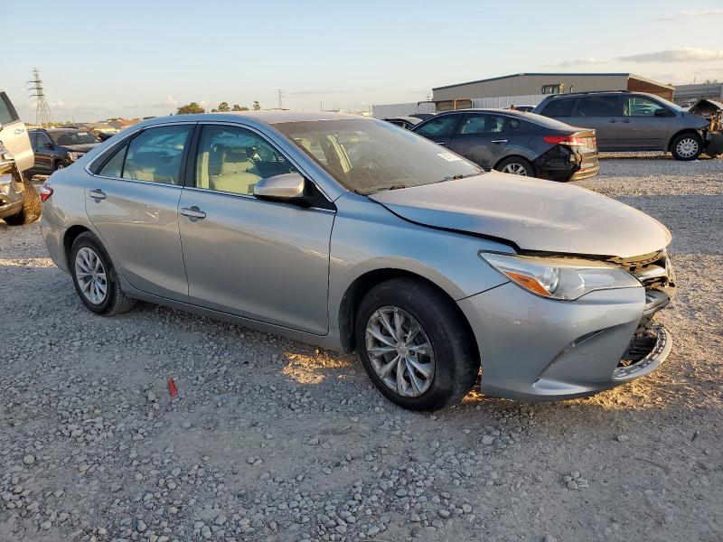 Фото 4 - TOYOTA CAMRY