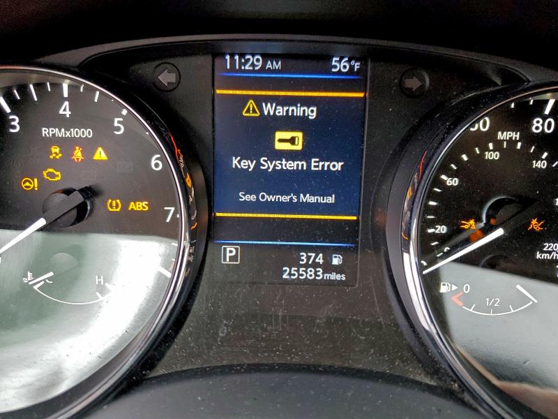 Фото 9 - NISSAN ROGUE