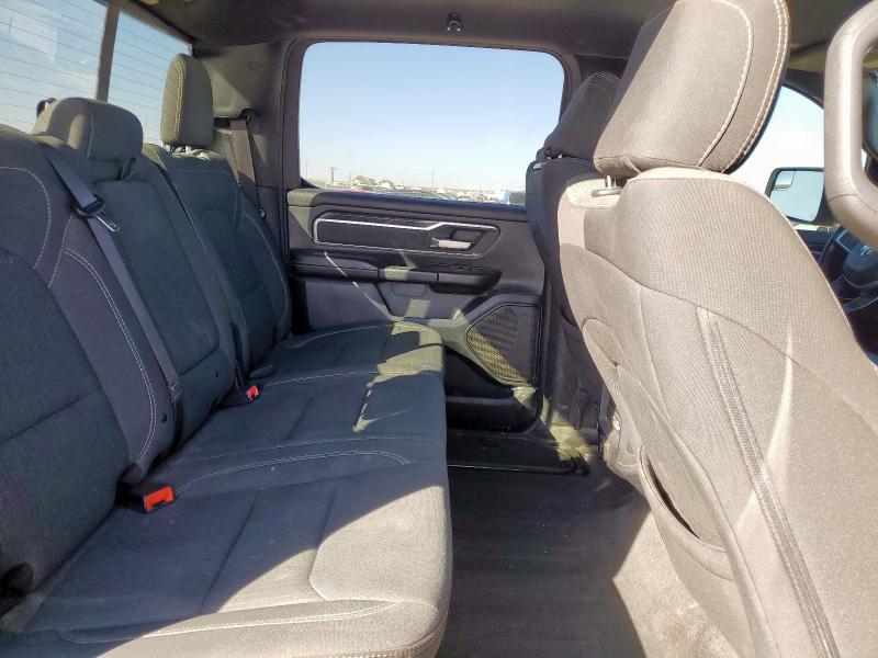 Фото 10 - RAM 1500