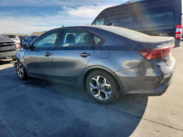 Фото 2 - KIA FORTE