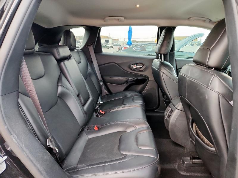 Фото 11 - JEEP GRAND CHER