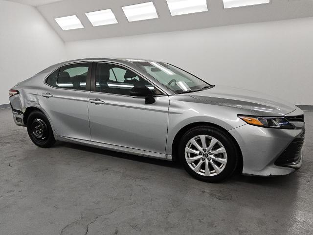 Фото 4 - TOYOTA CAMRY