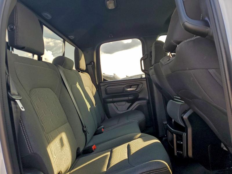 Фото 10 - RAM 1500