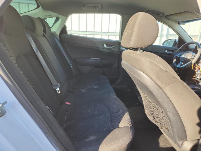 Фото 10 - KIA OPTIMA