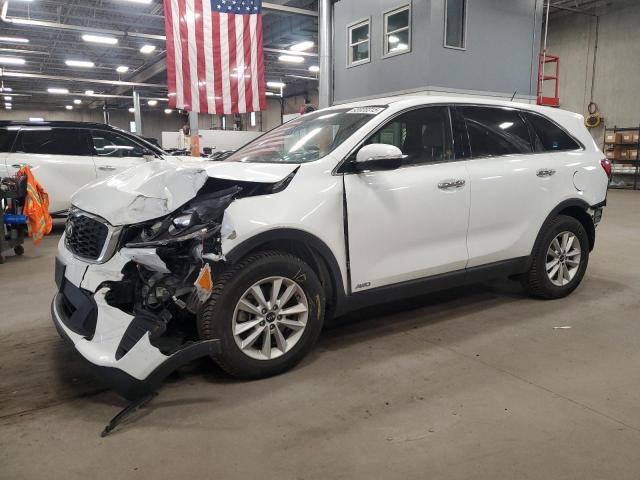 Фото 1 - KIA SORENTO