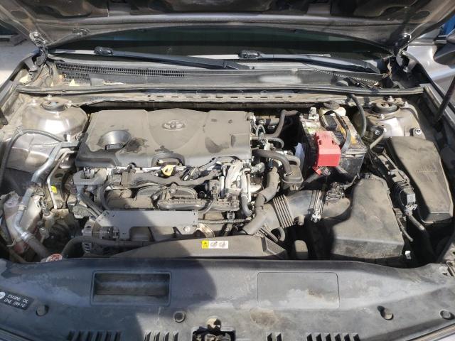 Фото 11 - TOYOTA CAMRY