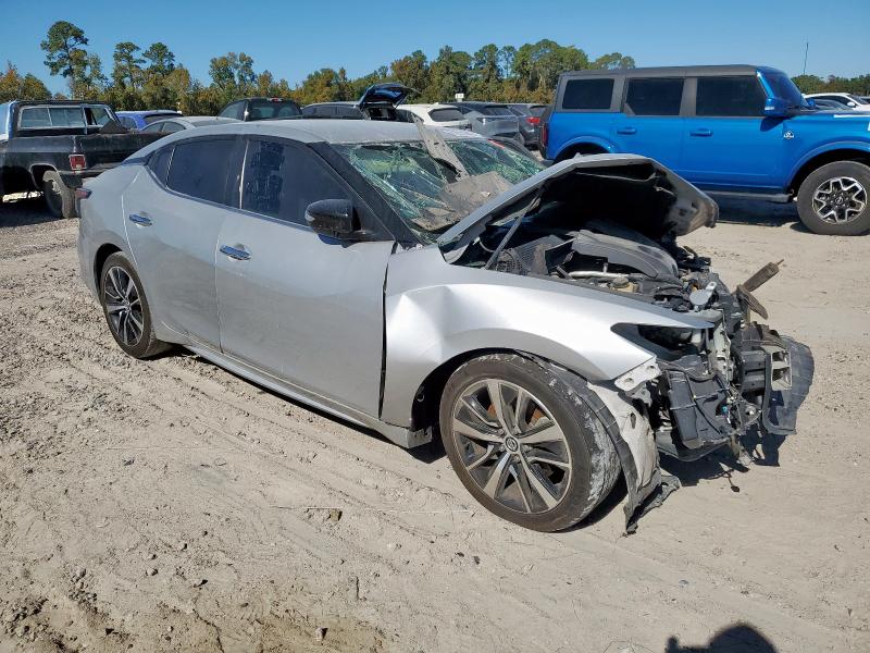 Фото 4 - NISSAN MAXIMA