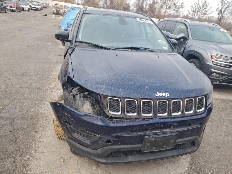 Фото 5 - JEEP COMPASS