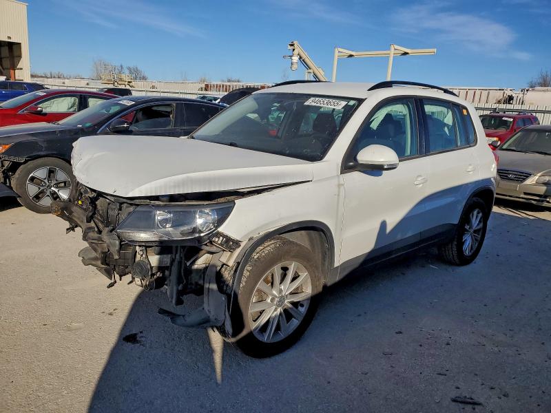 VOLKSWAGEN TIGUAN LIM 2018 VIN WVGAV7AX6JK004369