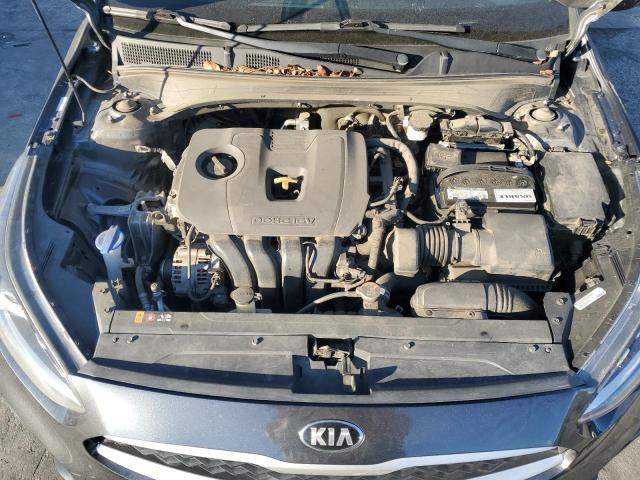 Фото 11 - KIA FORTE