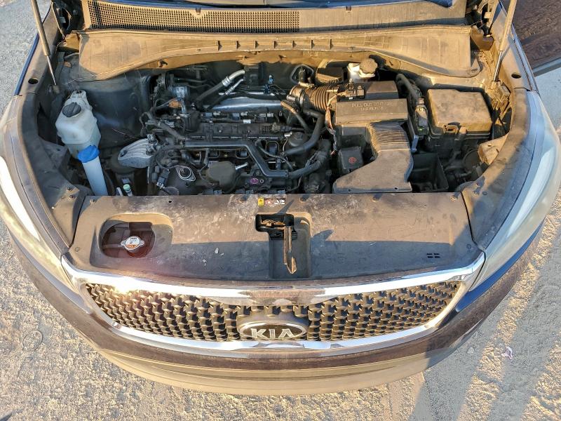 Фото 12 - KIA SORENTO