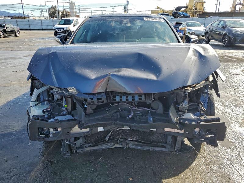 Фото 5 - LEXUS ES350