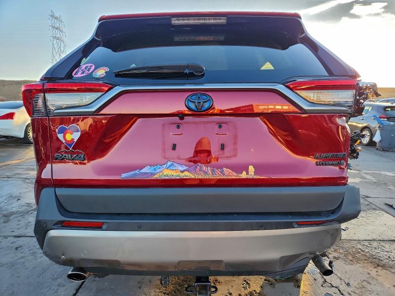 Фото 6 - TOYOTA RAV4