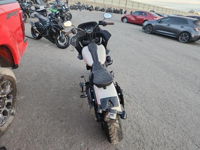 Фото 4 - HARLEY-DAVIDSON FXLRST