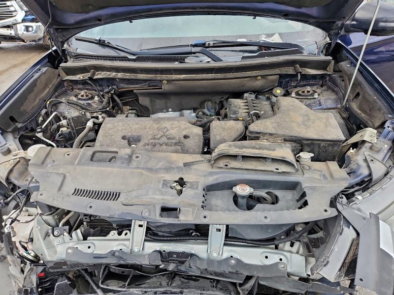 Фото 12 - MITSUBISHI OUTLANDER