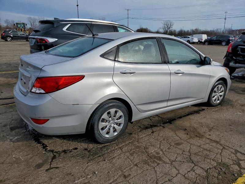 Фото 3 - HYUNDAI ACCENT