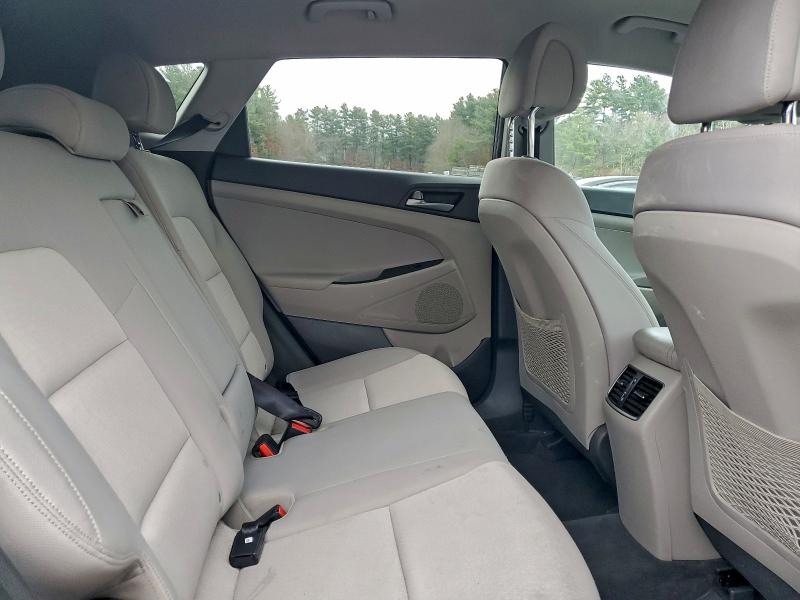 Фото 11 - HYUNDAI TUCSON