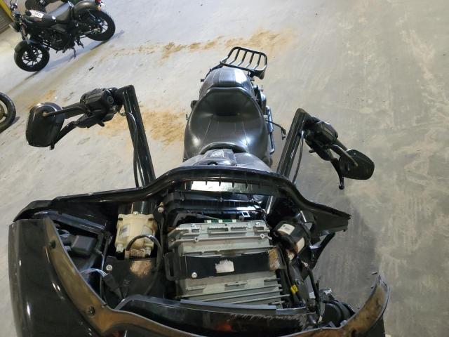 HARLEY-DAVIDSON FL 2020