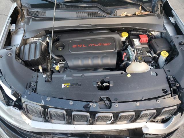 Фото 12 - JEEP COMPASS