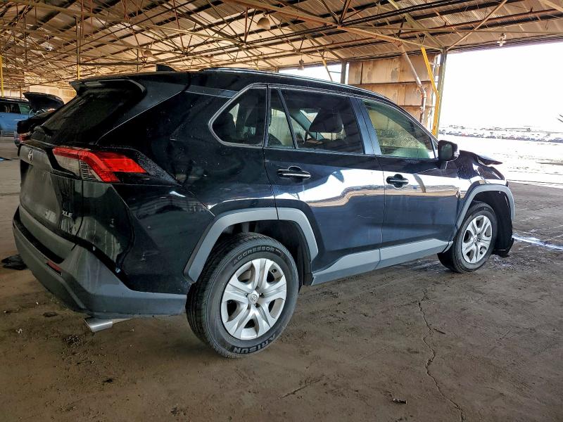 Фото 3 - TOYOTA RAV4