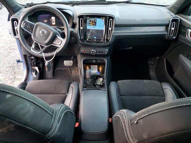 Фото 8 - VOLVO XC40