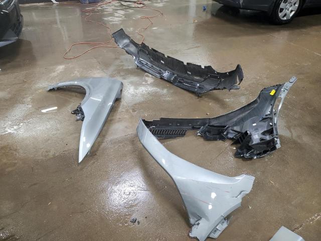 Фото 12 - CHEVROLET EQUINOX