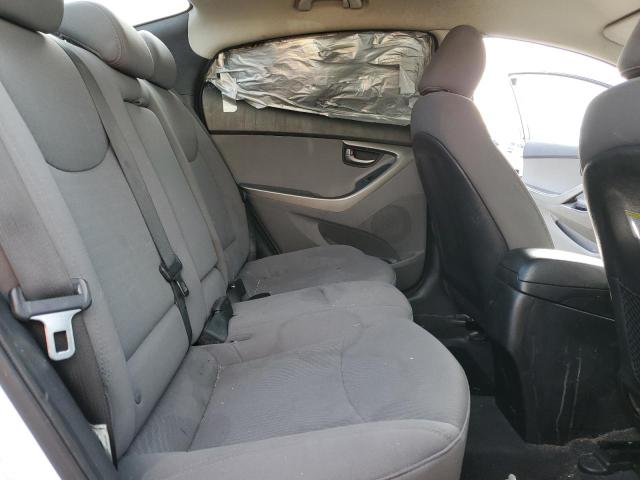 Фото 10 - HYUNDAI ELANTRA