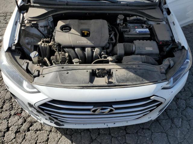 Фото 11 - HYUNDAI ELANTRA