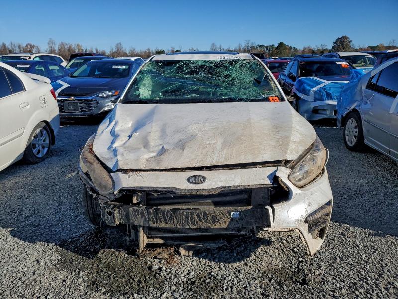 Фото 5 - KIA FORTE