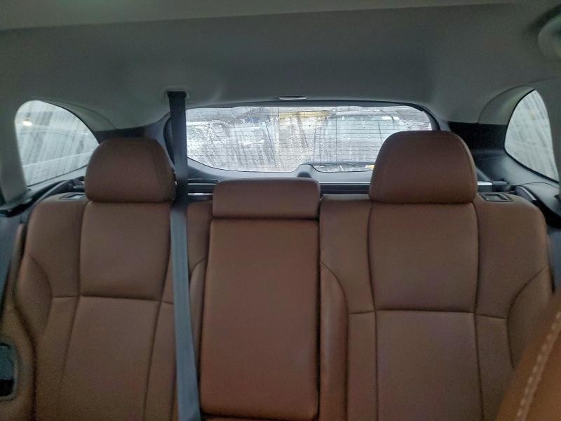 Фото 10 - SUBARU OUTBACK