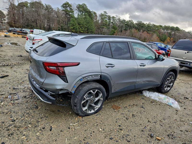 Фото 3 - CHEVROLET TRAX