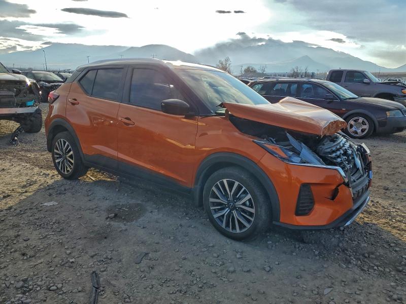 Фото 4 - NISSAN KICKS