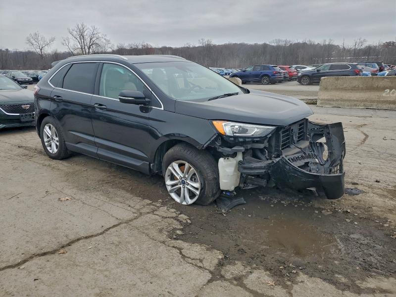 Фото 4 - FORD EDGE