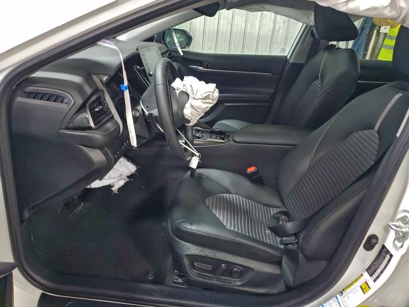 Фото 7 - TOYOTA CAMRY