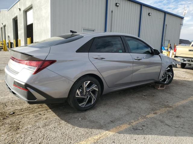 Фото 3 - HYUNDAI ELANTRA