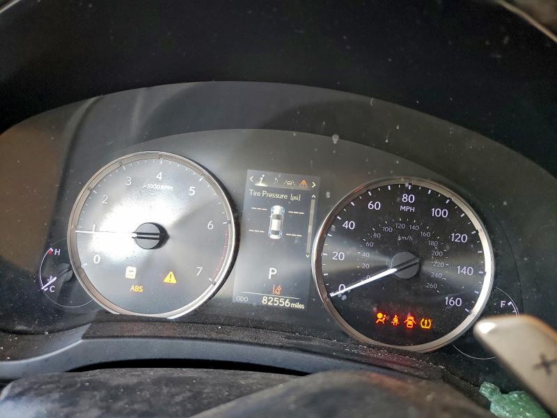 Фото 9 - LEXUS IS