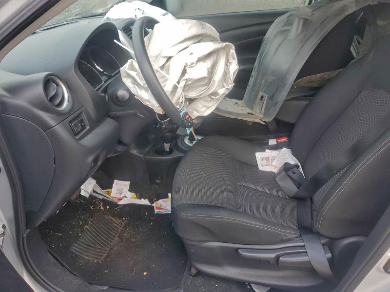 Фото 7 - NISSAN VERSA