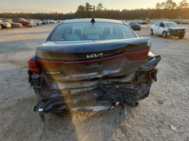 Фото 6 - KIA FORTE