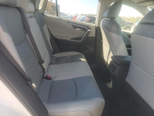 Фото 11 - TOYOTA RAV4