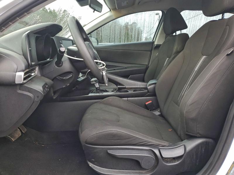 Фото 7 - HYUNDAI ELANTRA